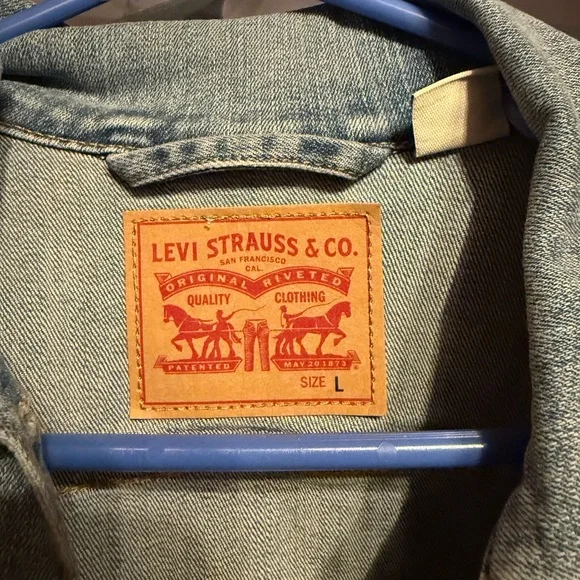 Levi Jean jacket - Picture 2 of 2